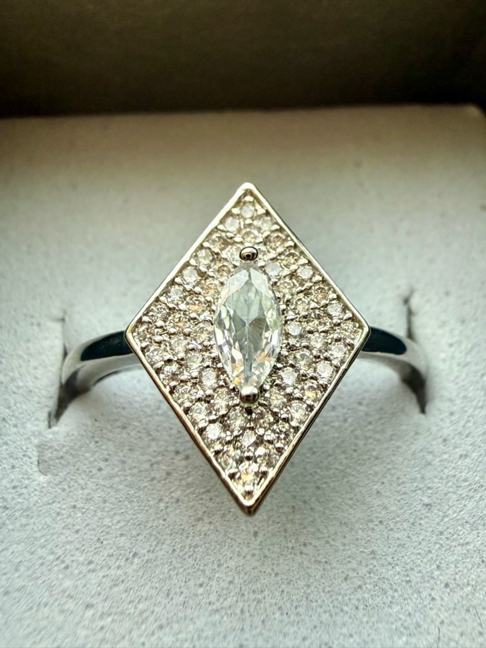 NEW!! Pretty Bird Jewelry Diamond Marquise Cluster Ring - White Gold Plated
